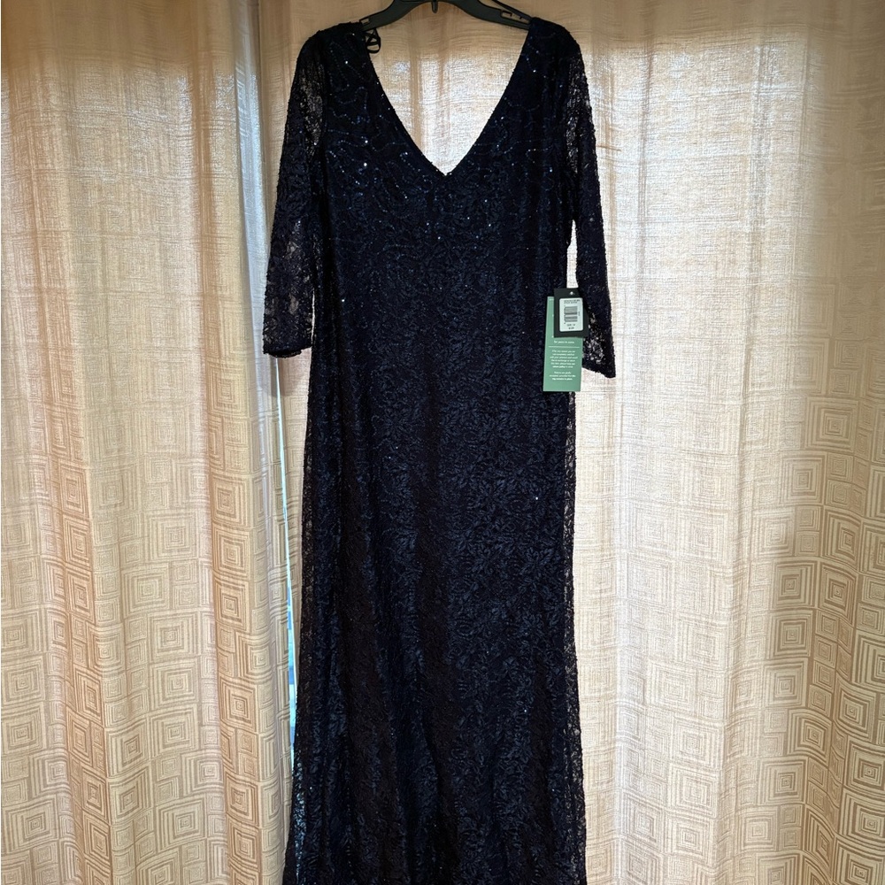 Elegant Navy Lace Evening Dress- Marina